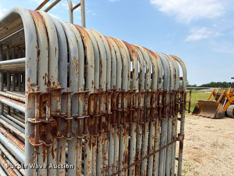image for item EW4993 (30) Winkel livestock panels
