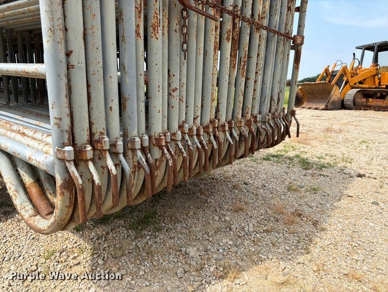 image for item EW4993 (30) Winkel livestock panels