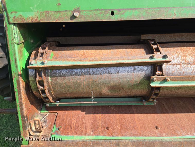 image for item EW8508 1994 John Deere 9600 combine