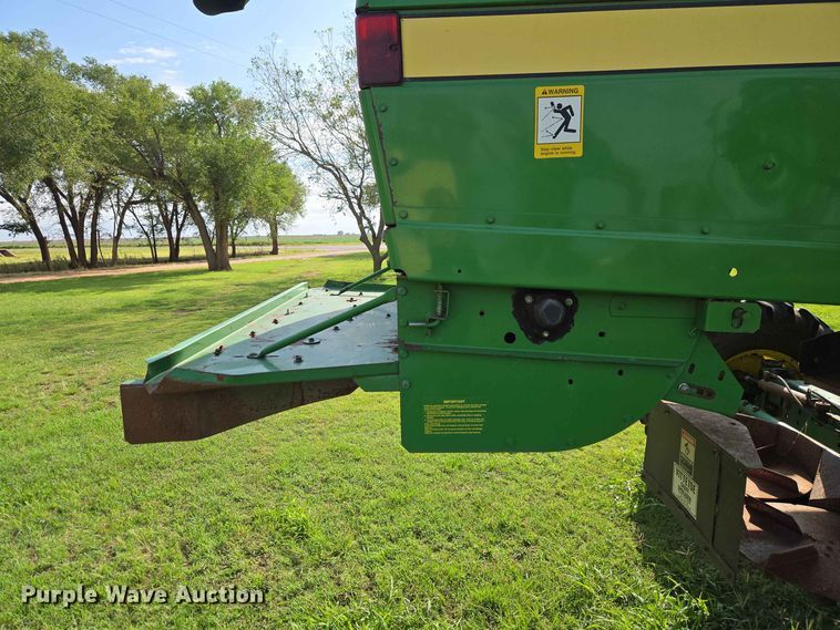 image for item EW8508 1994 John Deere 9600 combine