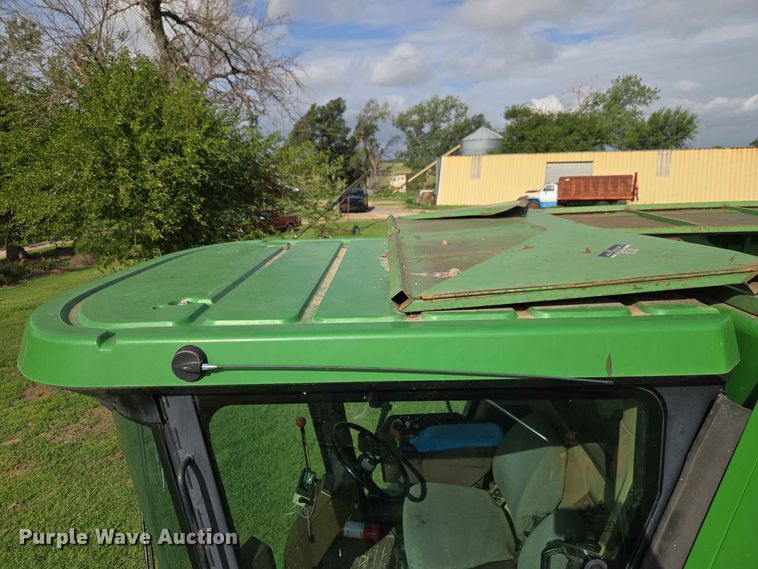 image for item EW8508 1994 John Deere 9600 combine