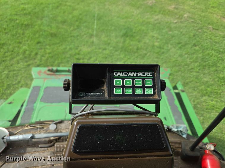 image for item EW8508 1994 John Deere 9600 combine