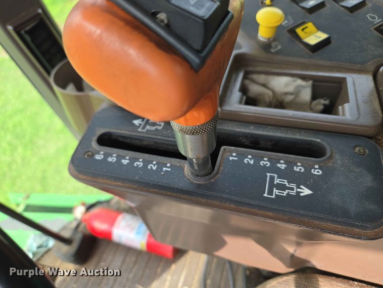 image for item EW8508 1994 John Deere 9600 combine