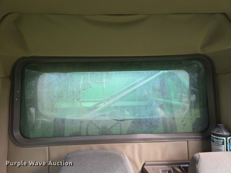 image for item EW8508 1994 John Deere 9600 combine