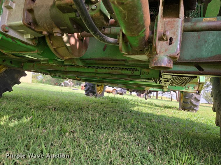 image for item EW8508 1994 John Deere 9600 combine