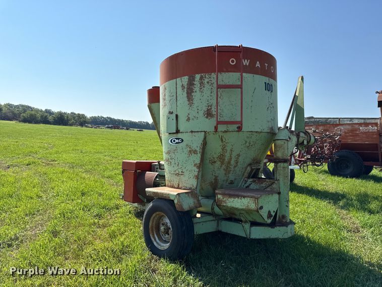 image for item EX2067 Owatonna Grinder feed mixer