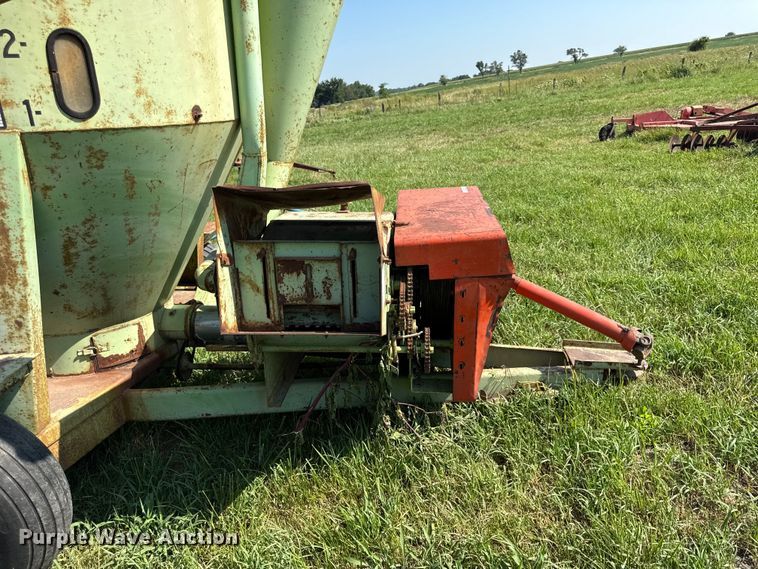 image for item EX2067 Owatonna Grinder feed mixer