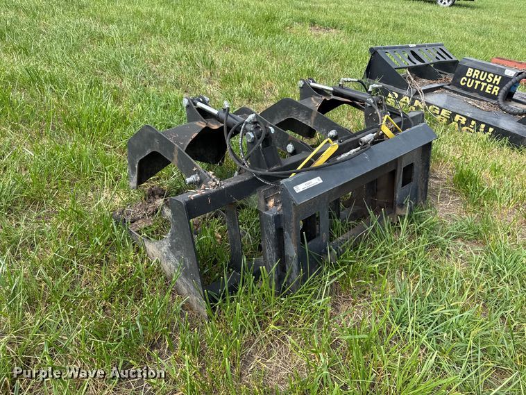 image for item EX2073 Skid steer grapple bucket
