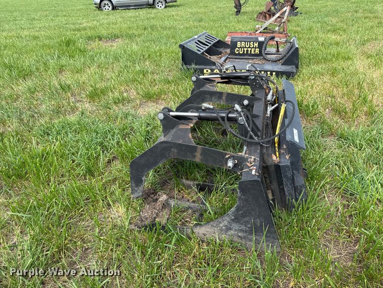 image for item EX2073 Skid steer grapple bucket