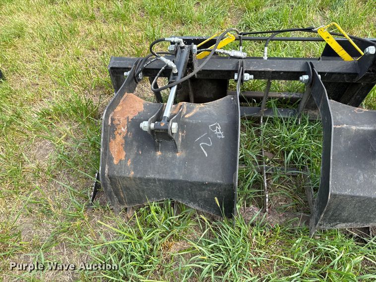 image for item EX2073 Skid steer grapple bucket