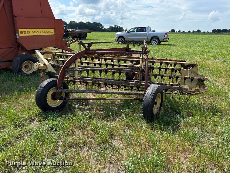 image for item EX2083 New Holland 259  hay rake
