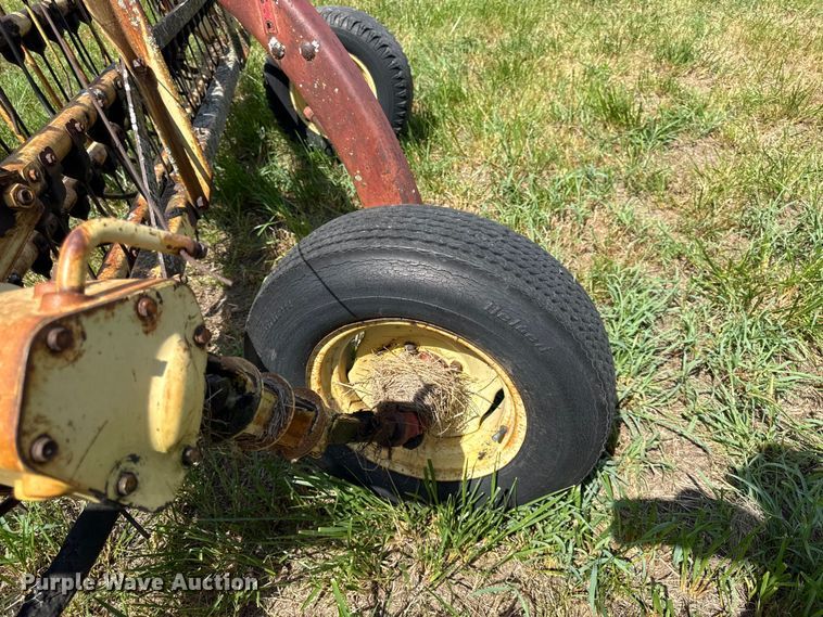 image for item EX2083 New Holland 259  hay rake