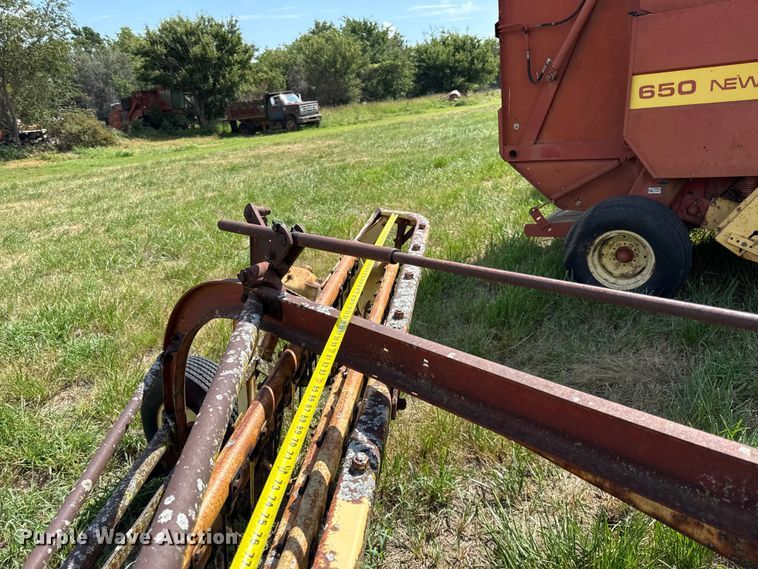 image for item EX2083 New Holland 259  hay rake