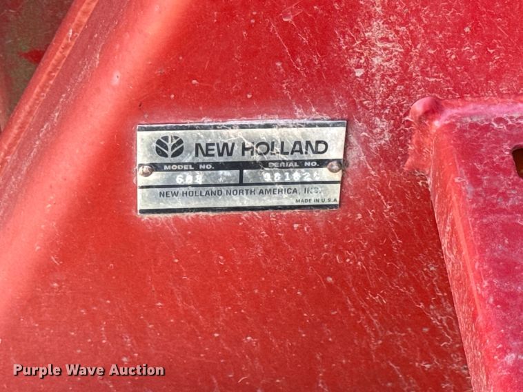 image for item EX2085 New Holland 688 round baler