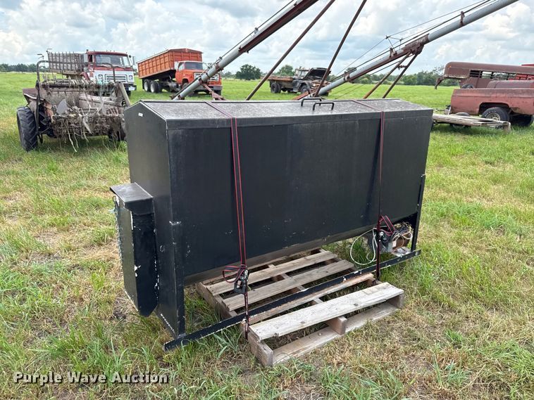 image for item EX2089 Cake feeder