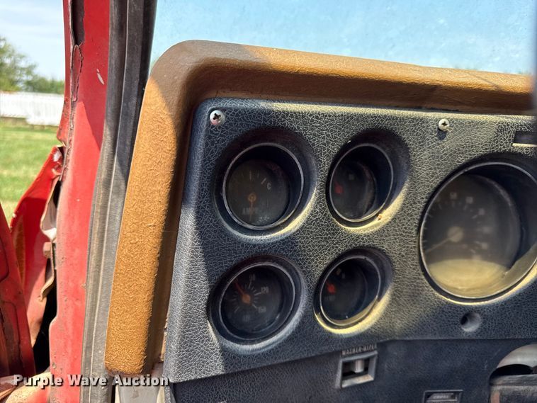 image for item EX2096 1974 Chevrolet C65 grain truck