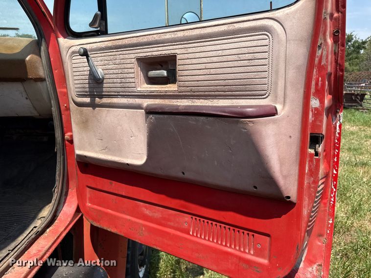 image for item EX2096 1974 Chevrolet C65 grain truck