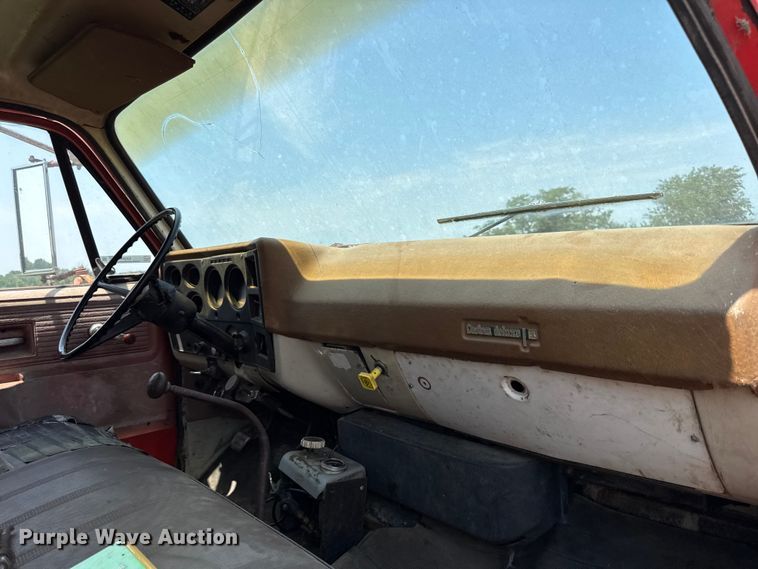 image for item EX2096 1974 Chevrolet C65 grain truck
