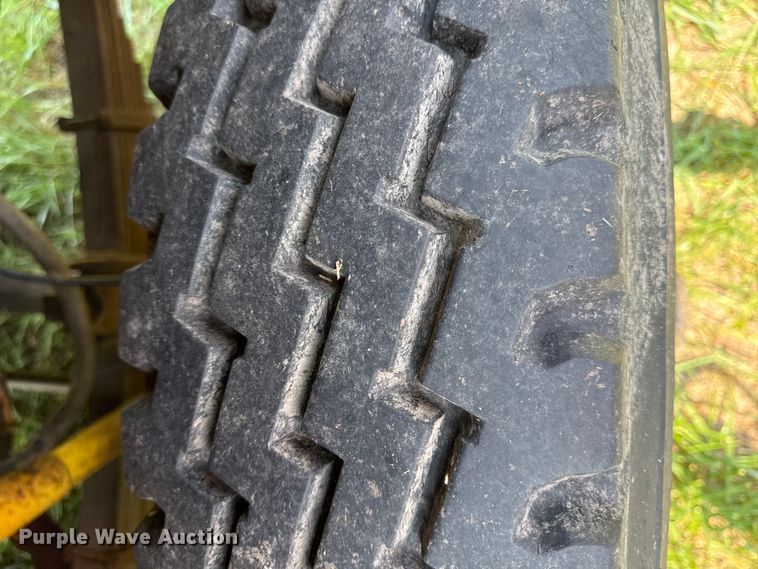 image for item EX2096 1974 Chevrolet C65 grain truck