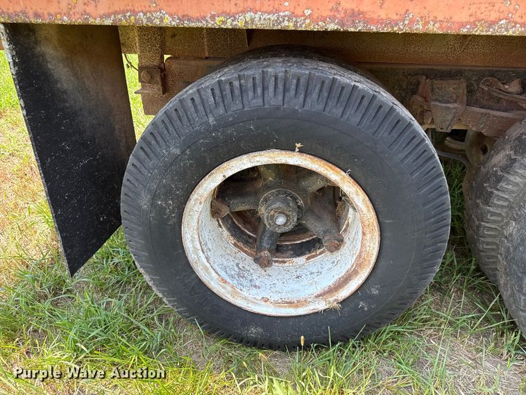 image for item EX2096 1974 Chevrolet C65 grain truck