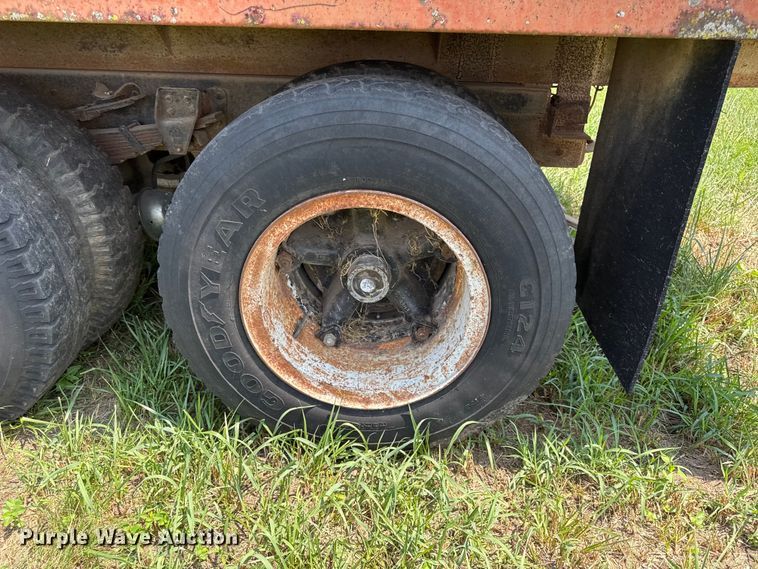 image for item EX2096 1974 Chevrolet C65 grain truck