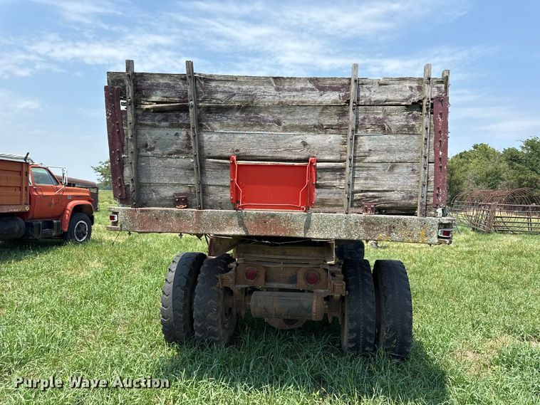 image for item EX2097 1979 International Cargostar 1850B grain truck
