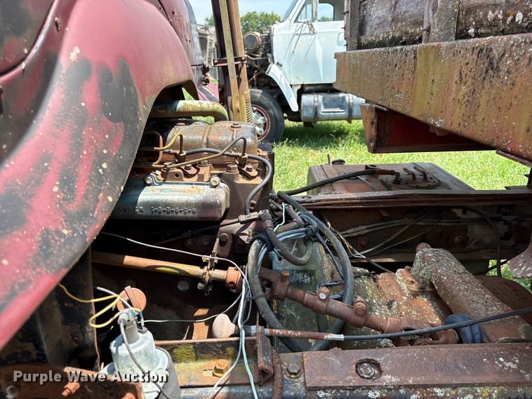 image for item EX2097 1979 International Cargostar 1850B grain truck