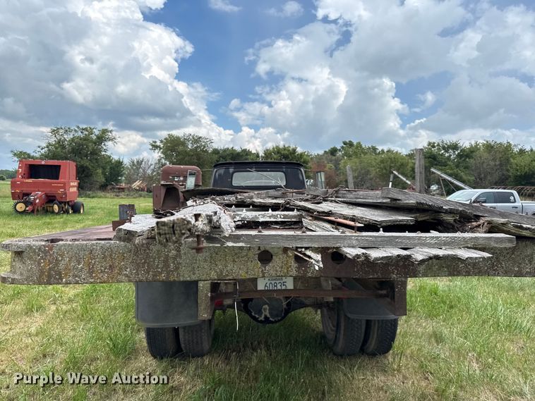 image for item EX2098 1964 Chevrolet C60 grain truck