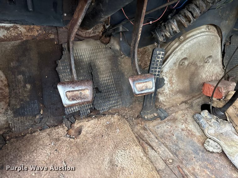image for item EX2098 1964 Chevrolet C60 grain truck