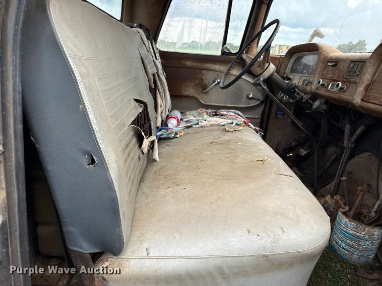 image for item EX2098 1964 Chevrolet C60 grain truck