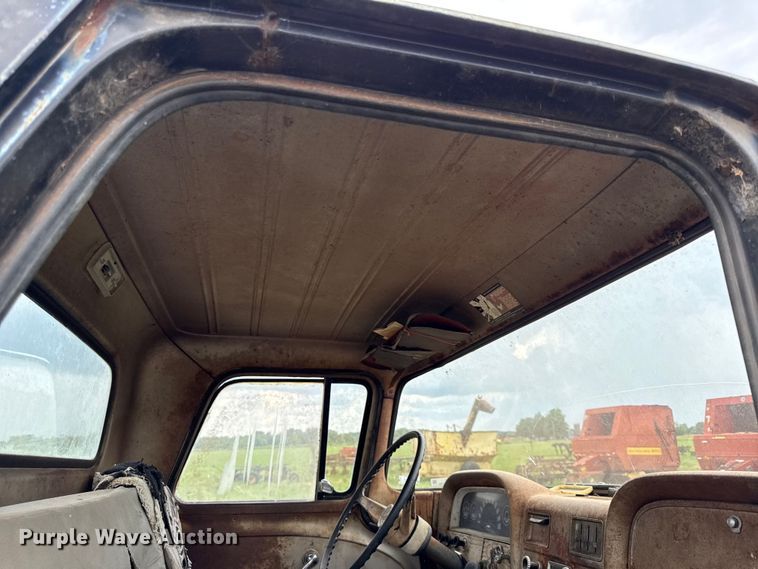 image for item EX2098 1964 Chevrolet C60 grain truck