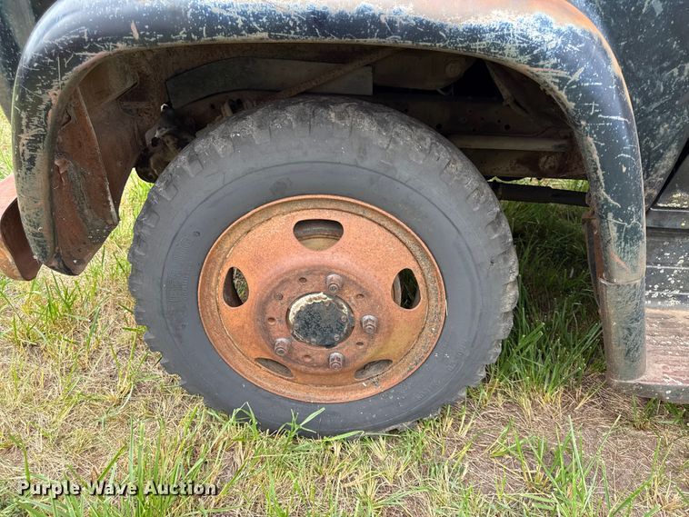 image for item EX2098 1964 Chevrolet C60 grain truck