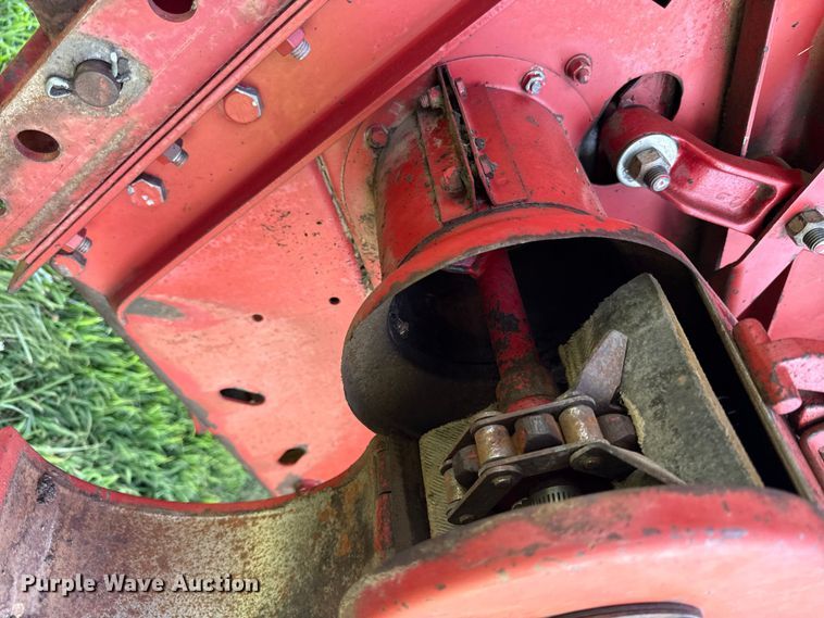 image for item EX2109 1982 International Harvester 1460 combine