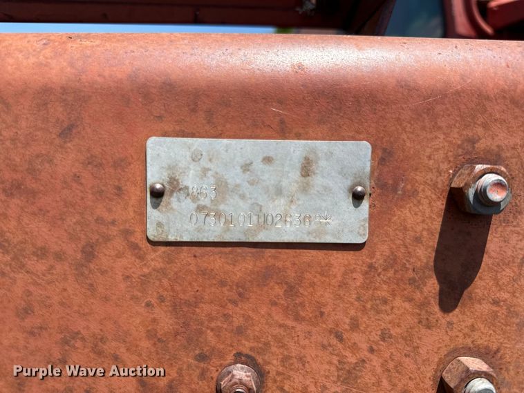 image for item EX2109 1982 International Harvester 1460 combine