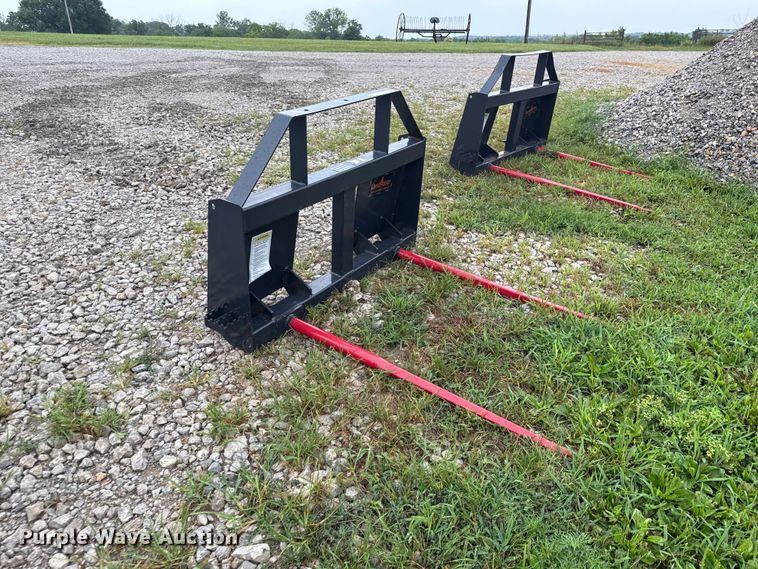 image for item EX2137 2025 LandHonor BS-12-2500G skid steer bale spear