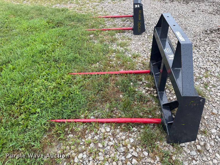 image for item EX2137 2025 LandHonor BS-12-2500G skid steer bale spear