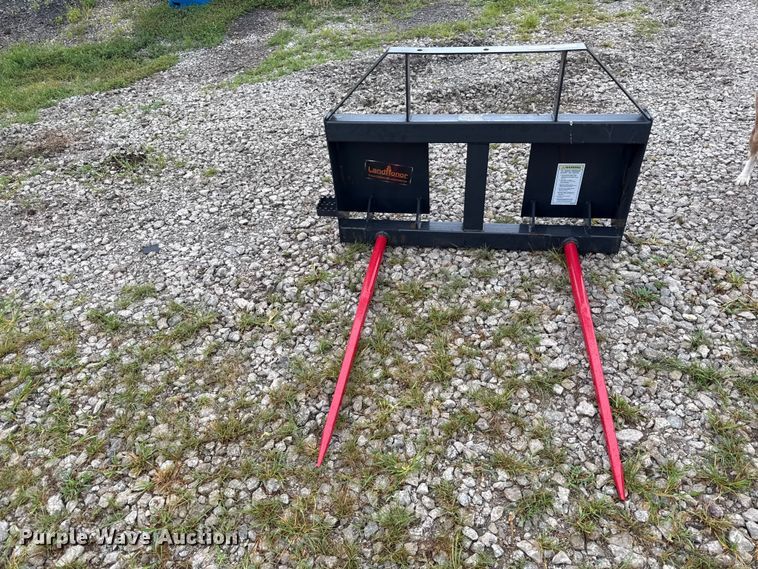 image for item EX2138 2025 LandHonor BS-12-2500G skid steer bale spear