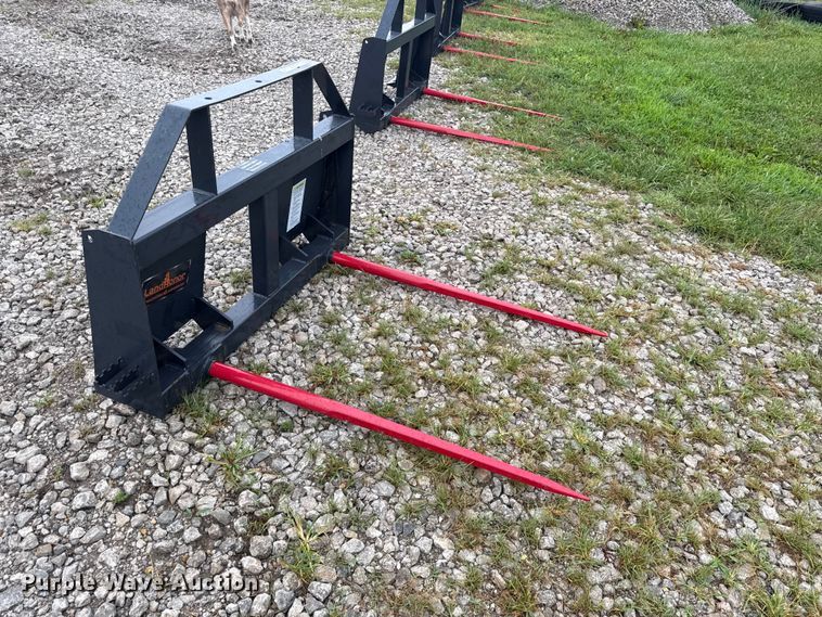 image for item EX2138 2025 LandHonor BS-12-2500G skid steer bale spear