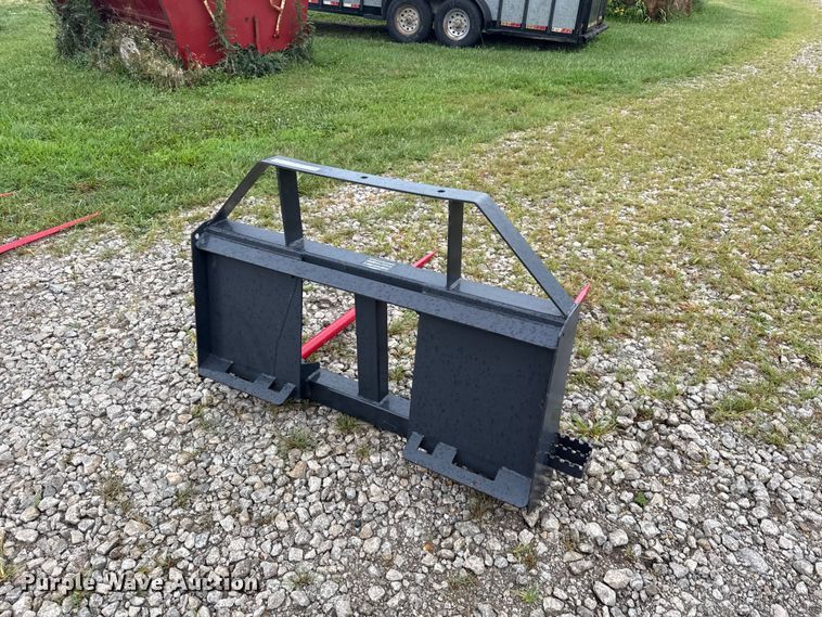 image for item EX2138 2025 LandHonor BS-12-2500G skid steer bale spear