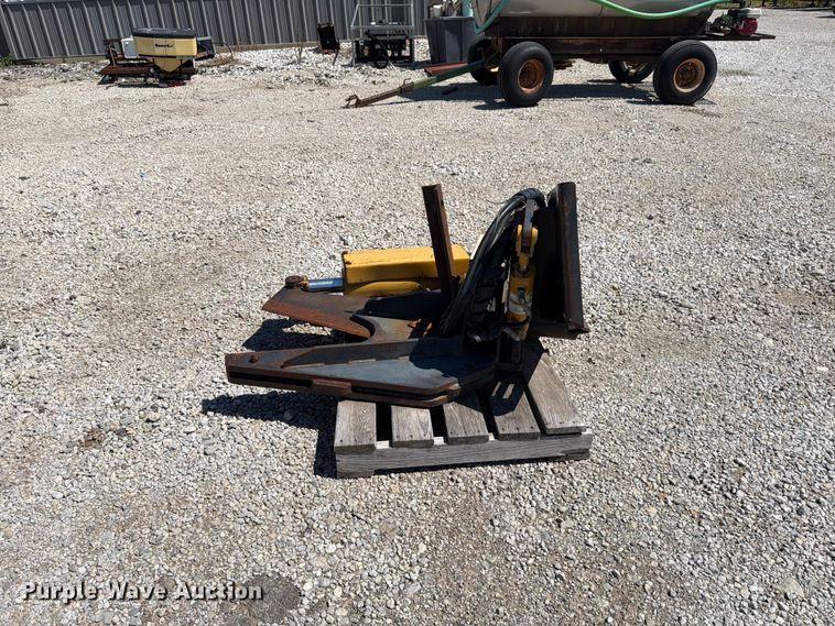 image for item EX4572 skid steer tree shear