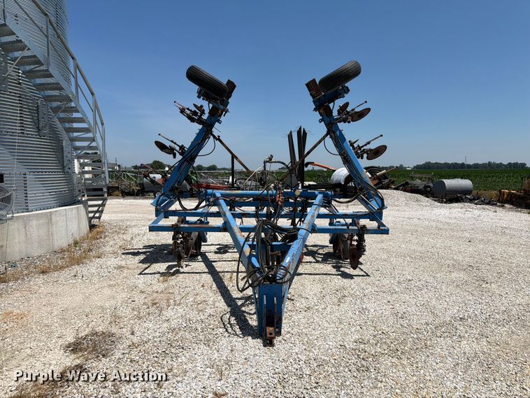 image for item EX4575 DMI 4200 NH3 applicator