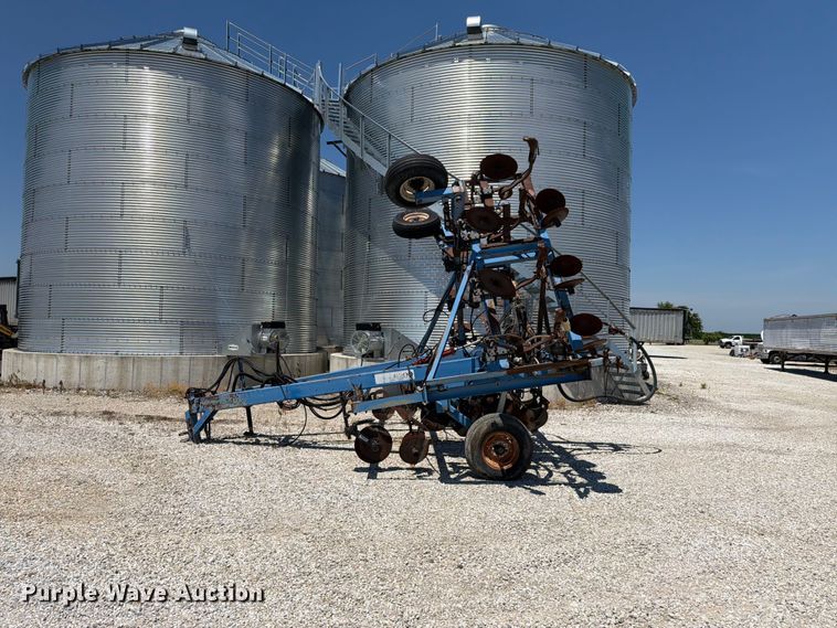 image for item EX4575 DMI 4200 NH3 applicator