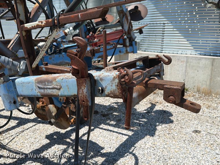 image for item EX4575 DMI 4200 NH3 applicator