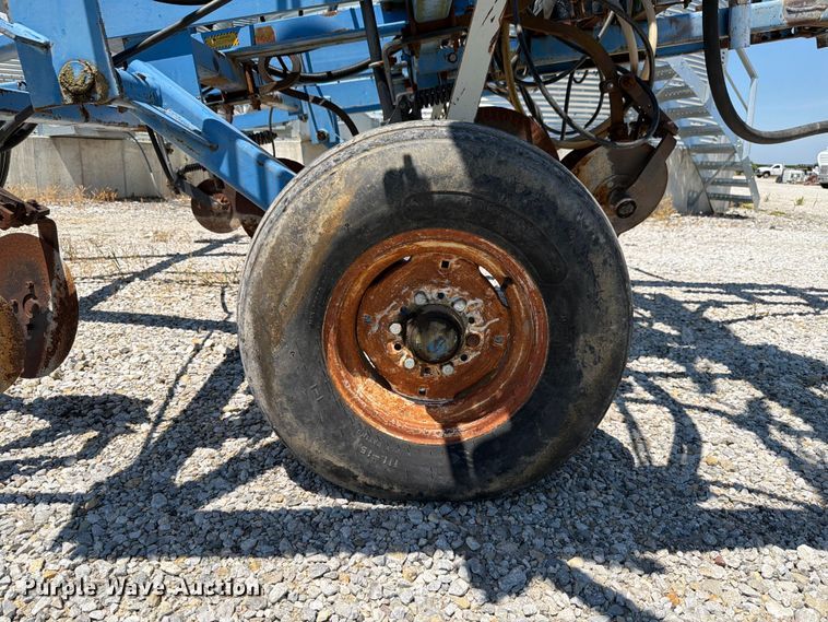 image for item EX4575 DMI 4200 NH3 applicator