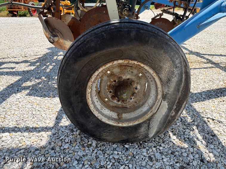 image for item EX4575 DMI 4200 NH3 applicator