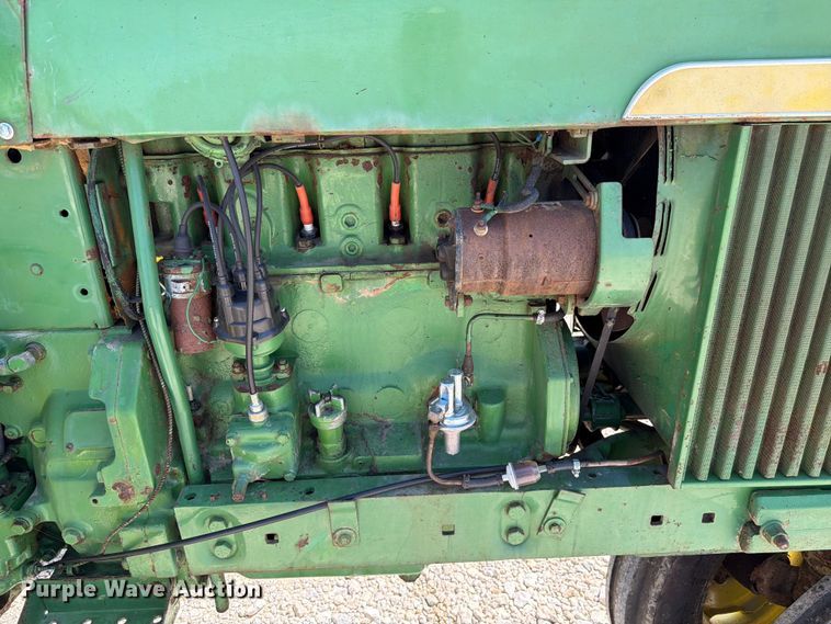 image for item EX4576 1967 John Deere 3020 tractor
