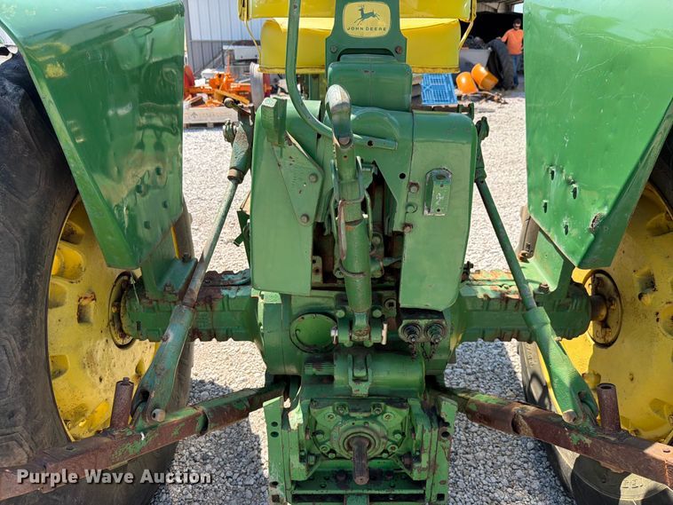 image for item EX4576 1967 John Deere 3020 tractor