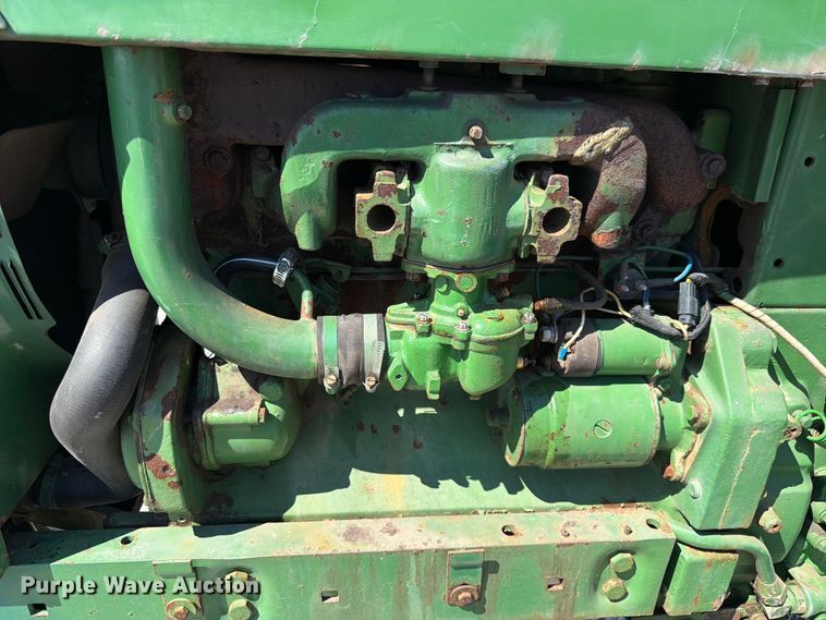 image for item EX4576 1967 John Deere 3020 tractor