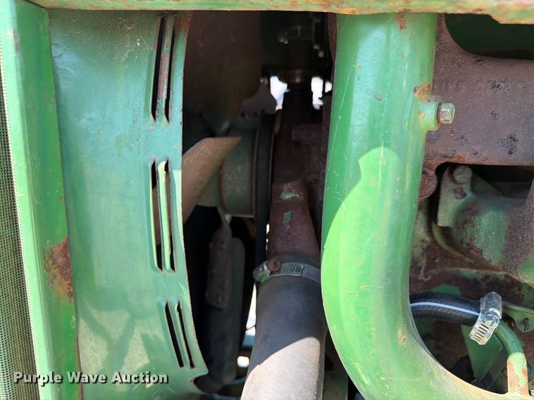image for item EX4576 1967 John Deere 3020 tractor