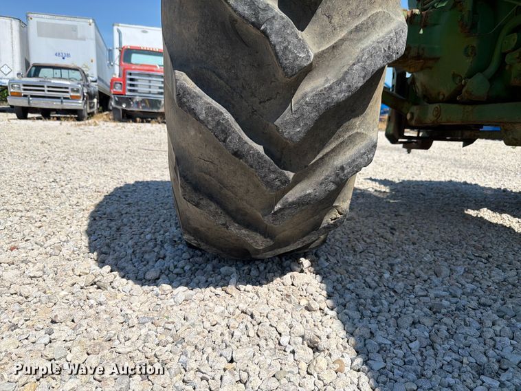 image for item EX4576 1967 John Deere 3020 tractor